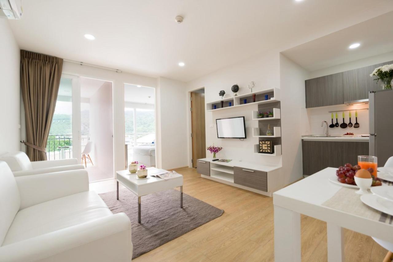 Ozone Condotel By Resava Kata Beach  Exterior photo